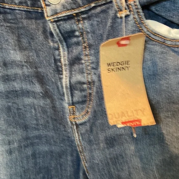 NWT womens 16 skinny wedgie jeans - Picture 3 of 9